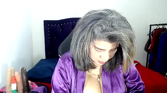 vikyadams online show from 18, 3, 2025