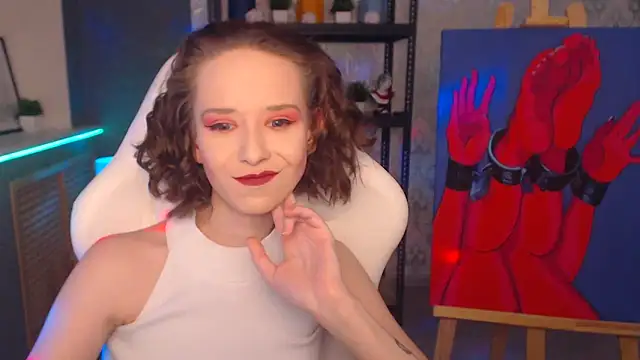 FascinatingEyess online show from 2, 1, 2025