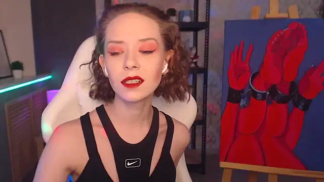 FascinatingEyess online show from 12, 1, 2025