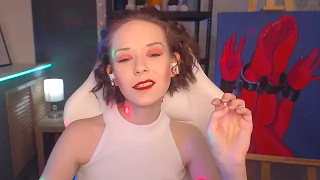 FascinatingEyess online show from 17, 2, 2025