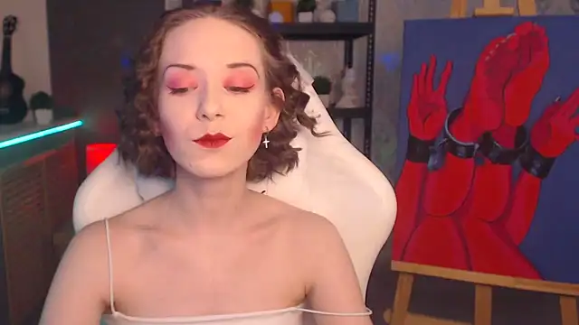 FascinatingEyess online show from 9, 10, 2025