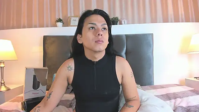 yossi peach cute online show from 9, 3, 2026