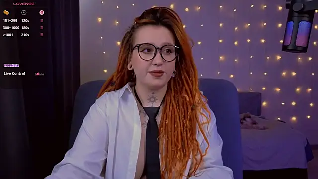 Snapshot of The_Full_Red_Moon chatting on 28, 2, 2026 The Full Red Moon online show from 28, 2, 2026