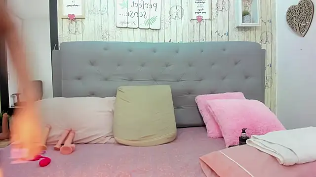 Antonella Montanari online show from 2, 3, 2025