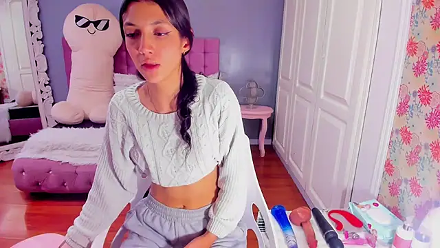 Snapshot of Iris_Stone_ chatting on 10, 1, 2025 Iris Stone online show from 10, 1, 2025