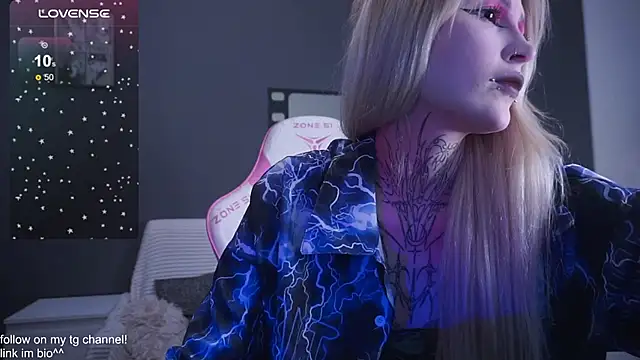 fraulein mooon online show from 16, 11, 2025