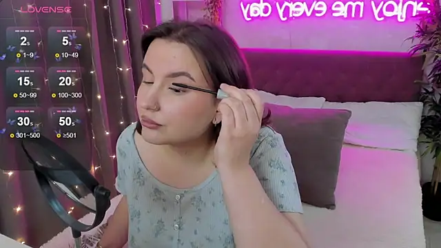 FeralPeach online show from 14, 11, 2025