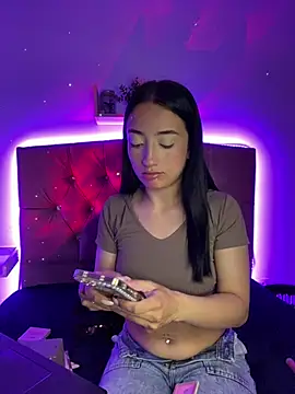 Ady 18 online show from 7, 2, 2025