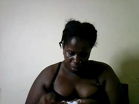 Sexy valentine001 online show from 29, 10, 2025