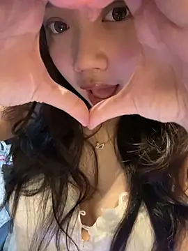 Hotellinh12 online show from 18, 9, 2025