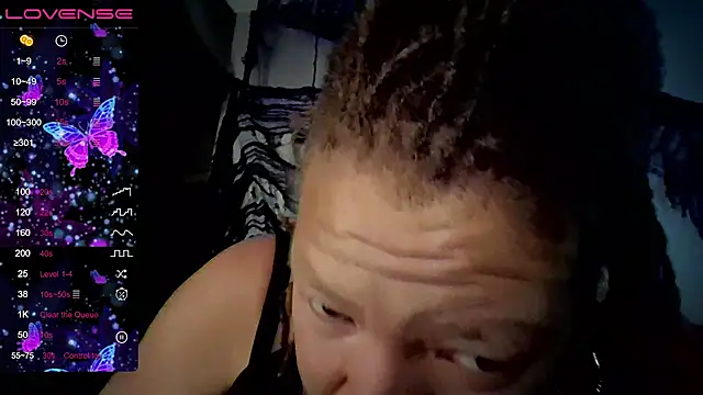 Milfshakecafe online show from 9, 10, 2025