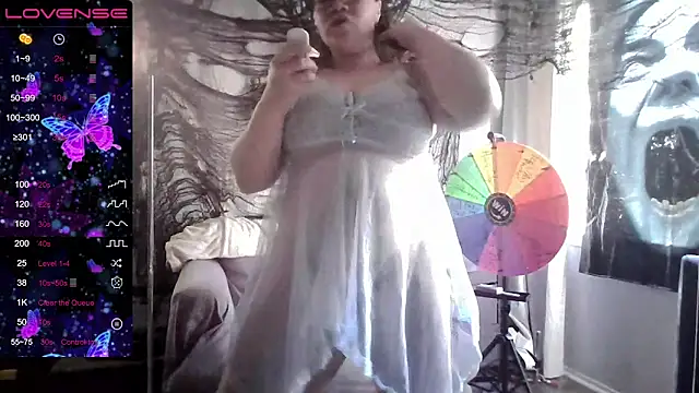 Milfshakecafe online show from 10, 10, 2025