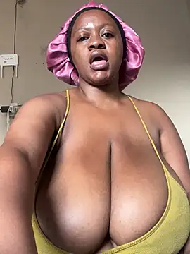 Chubbykarisma27 online show from 3, 2, 2025