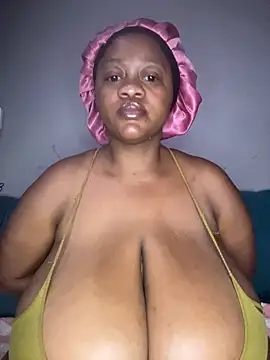 Chubbykarisma27 online show from 31, 10, 2025