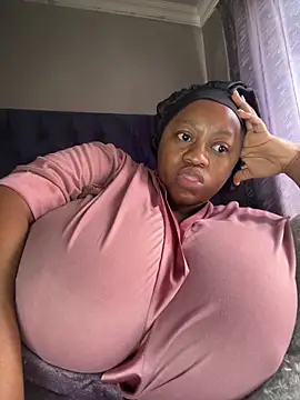 Chubbykarisma27 online show from 18, 5, 2026