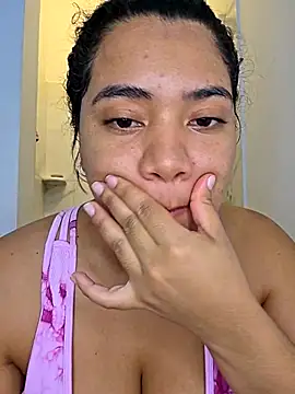 Watagatapitusberry1 online show from 5, 11, 2025