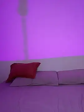 Agnescruzz online show from 18, 4, 2026