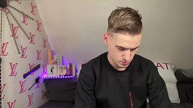 Cookieboy88 online show from 2, 2, 2026