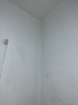 Valentinabaker online show from 7, 11, 2025