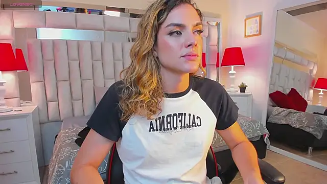 mariiahneedles online show from 5, 2, 2025