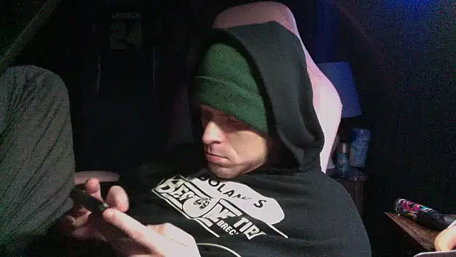traejddd online show from 28, 5, 2026