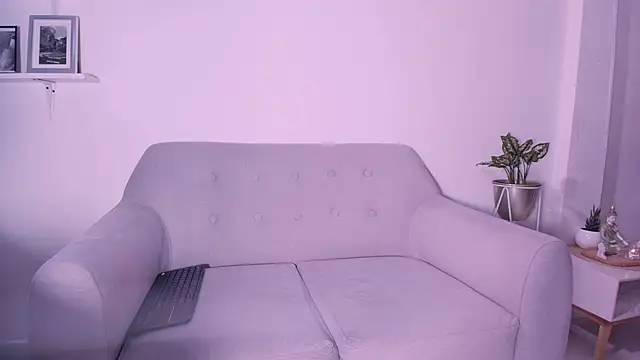 Snapshot of DannaHyde chatting on 15, 6, 2026 DannaHyde online show from 15, 6, 2026