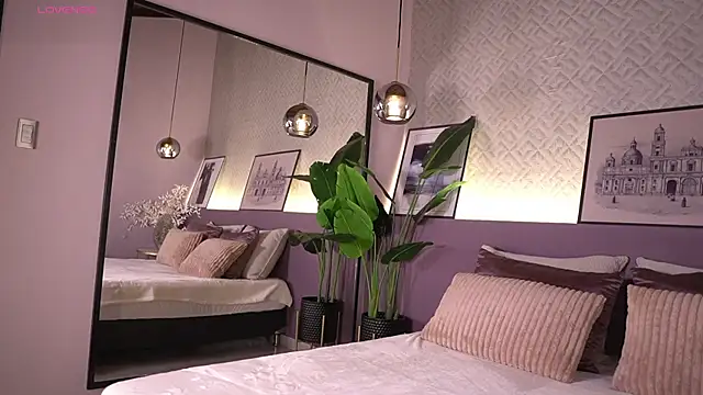 Snapshot of IzzyWild chatting on 28, 3, 2026 IzzyWild online show from 28, 3, 2026