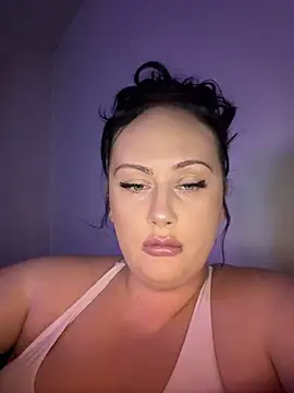 CurvyQueen2023 online show from 30, 3, 2026