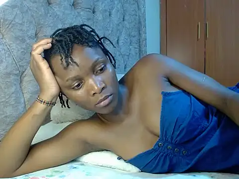 Naughty Girl17 online show from 3, 3, 2025