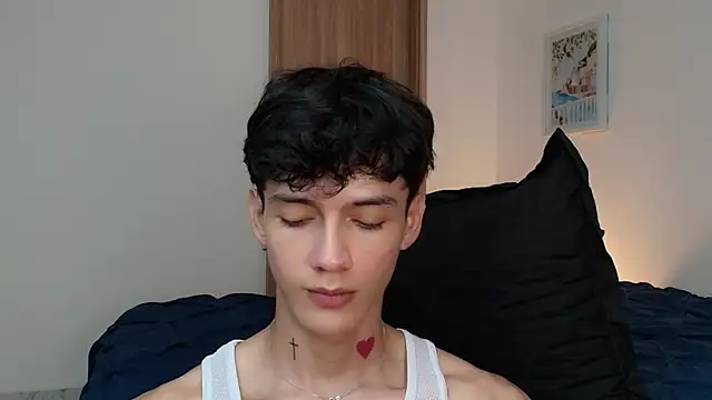 Snapshot of badboy_one_ chatting on 6, 11, 2025 badboy one online show from 6, 11, 2025