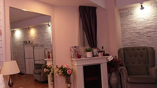 LinaReese online show from 31, 1, 2025