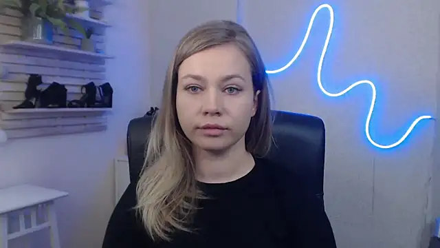 holly xglam online show from 21, 1, 2025