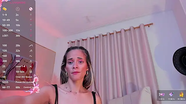 SkiinnyAna online show from 8, 2, 2025