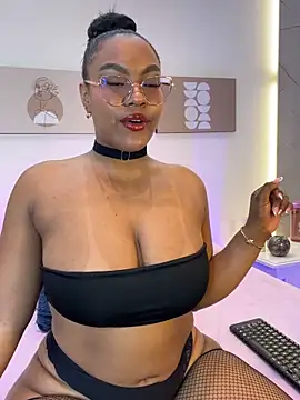 Esmeralda Duarte online show from 5, 3, 2026