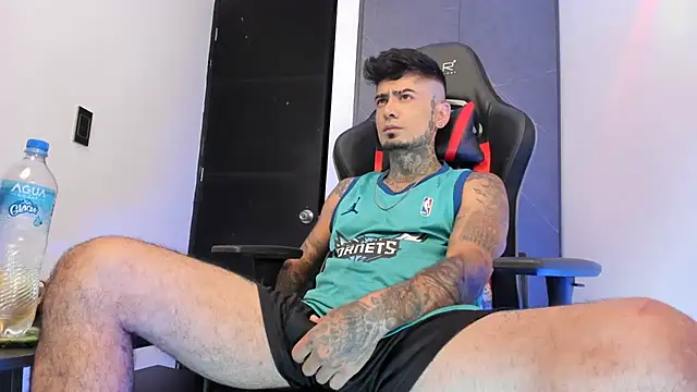 sergiio mesa27 online show from 10, 3, 2025