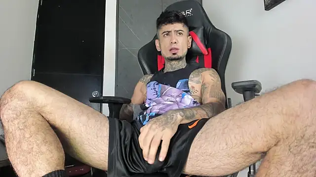 sergiio mesa27 online show from 5, 12, 2025