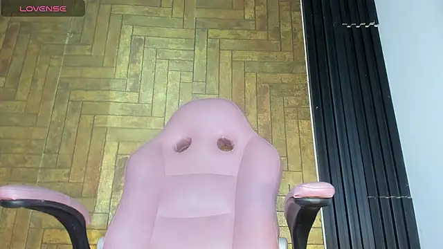 Lissalittlee online show from 12, 2, 2025