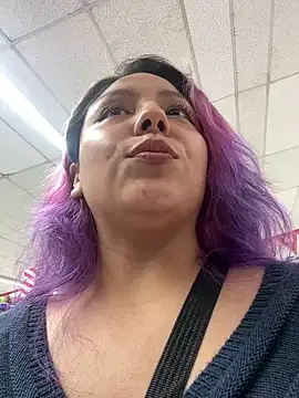 Snapshot of PurpleHaze17 chatting on 4, 12, 2024 PurpleHaze17 online show from 4, 12, 2024