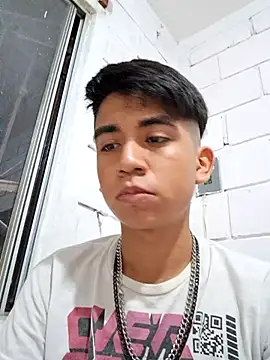 Snapshot of ElGiyuu25 chatting on 6, 1, 2026 ElGiyuu25 online show from 6, 1, 2026