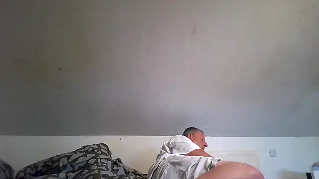 Snapshot of chubbybear2cum chatting on 20, 7, 2026 chubbybear2cum online show from 20, 7, 2026