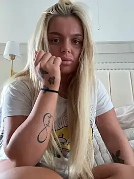 IrishTeenBarbie69 online show from 14, 3, 2026