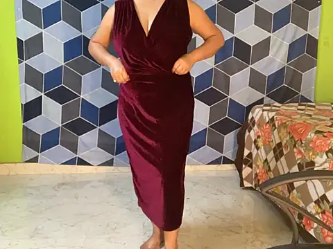 Aishwarya 101  online show from 23, 2, 2025