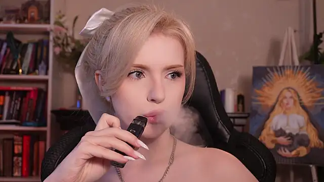 Chriss Fox online show from 22, 4, 2026