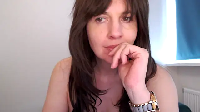 Ella Next Door online show from 9, 2, 2026