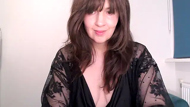 Ella Next Door online show from 22, 3, 2026