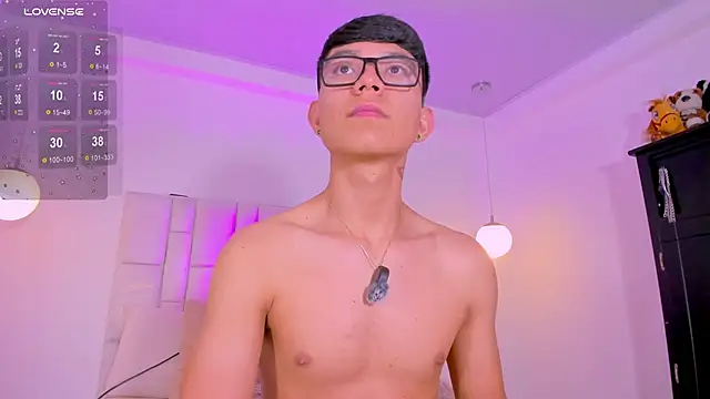 CodyTwink online show from 11, 4, 2026