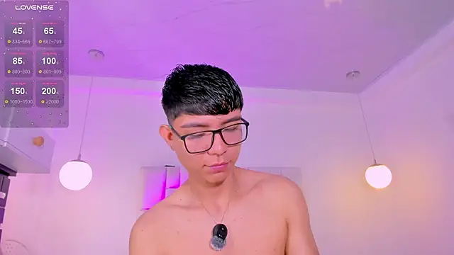 Snapshot of CodyTwink chatting on 23, 5, 2026 CodyTwink online show from 23, 5, 2026
