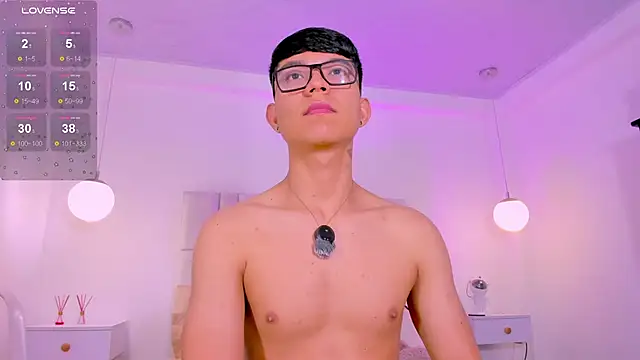 CodyTwink online show from 18, 6, 2026