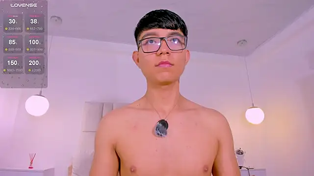 CodyTwink online show from 13, 7, 2026