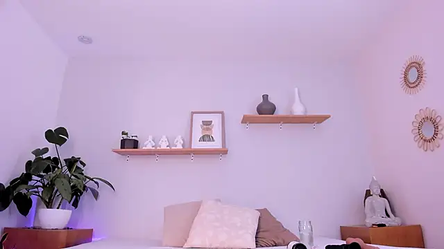  Dahiana online show from 1, 2, 2025